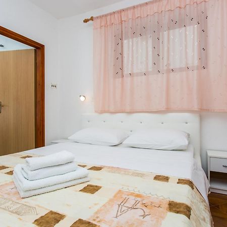 Apartments Luka 3 巴斯卡 外观 照片