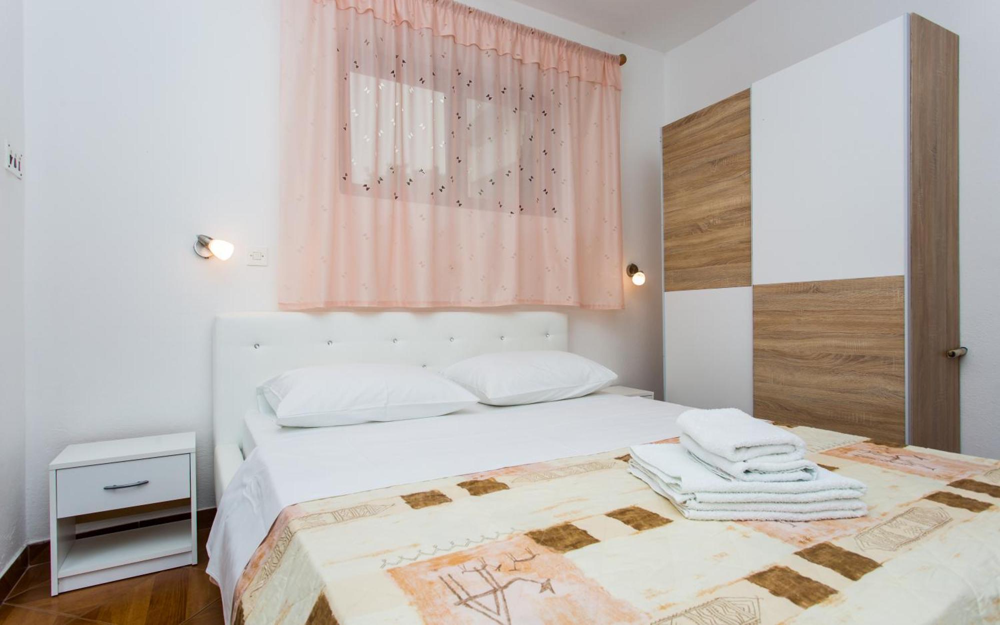Apartments Luka 3 巴斯卡 外观 照片