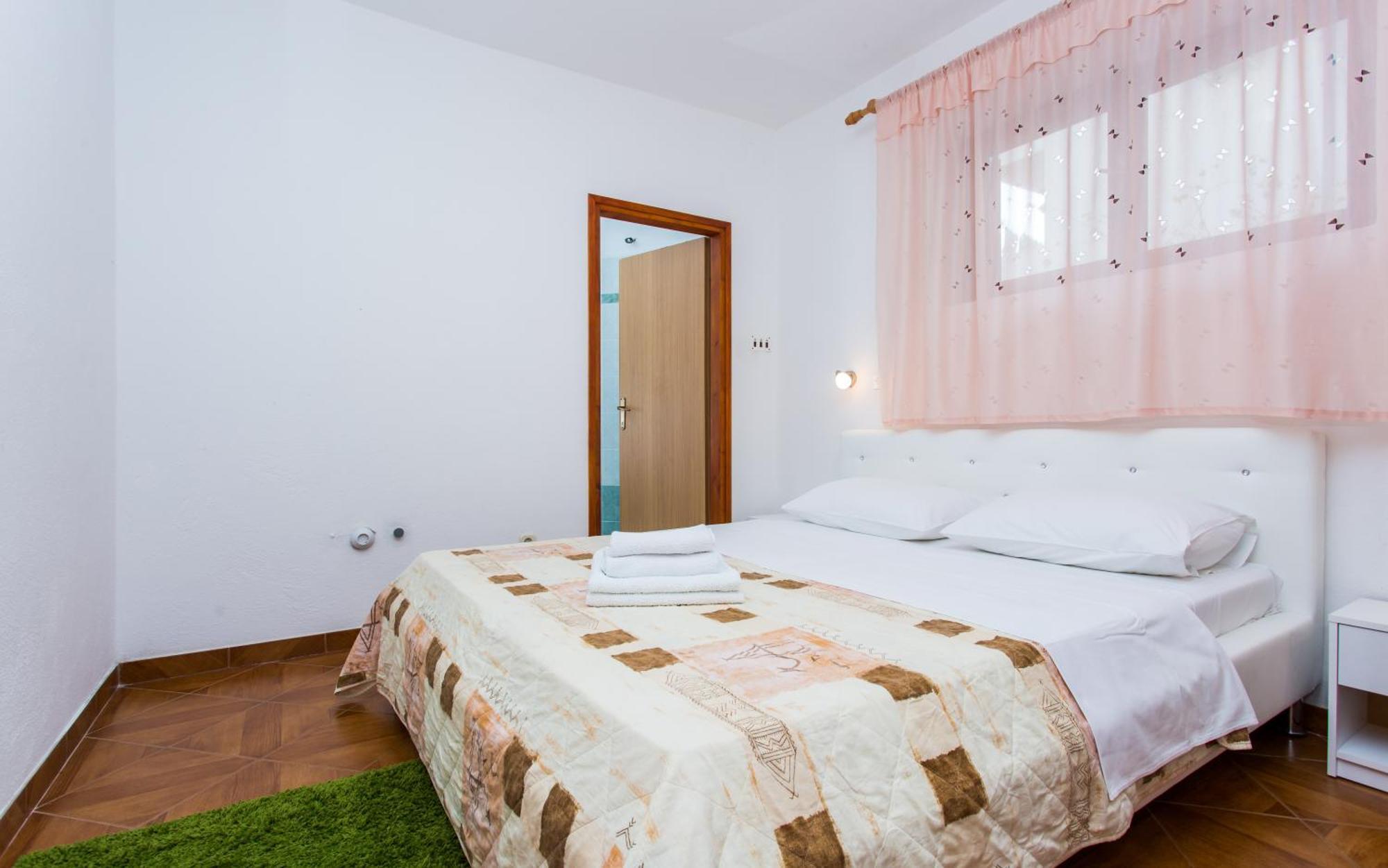 Apartments Luka 3 巴斯卡 外观 照片