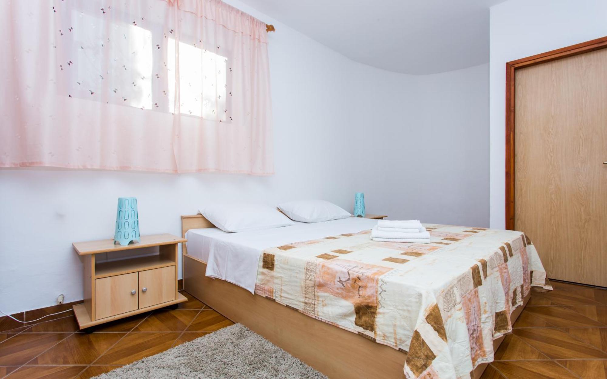 Apartments Luka 3 巴斯卡 外观 照片