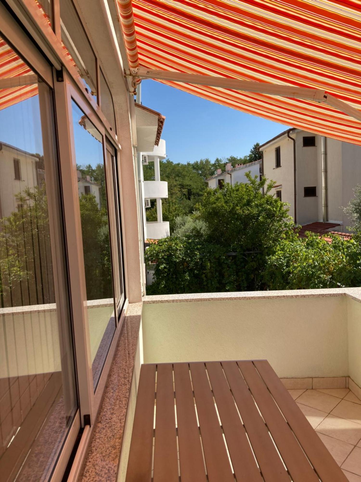 Apartments Luka 3 巴斯卡 外观 照片