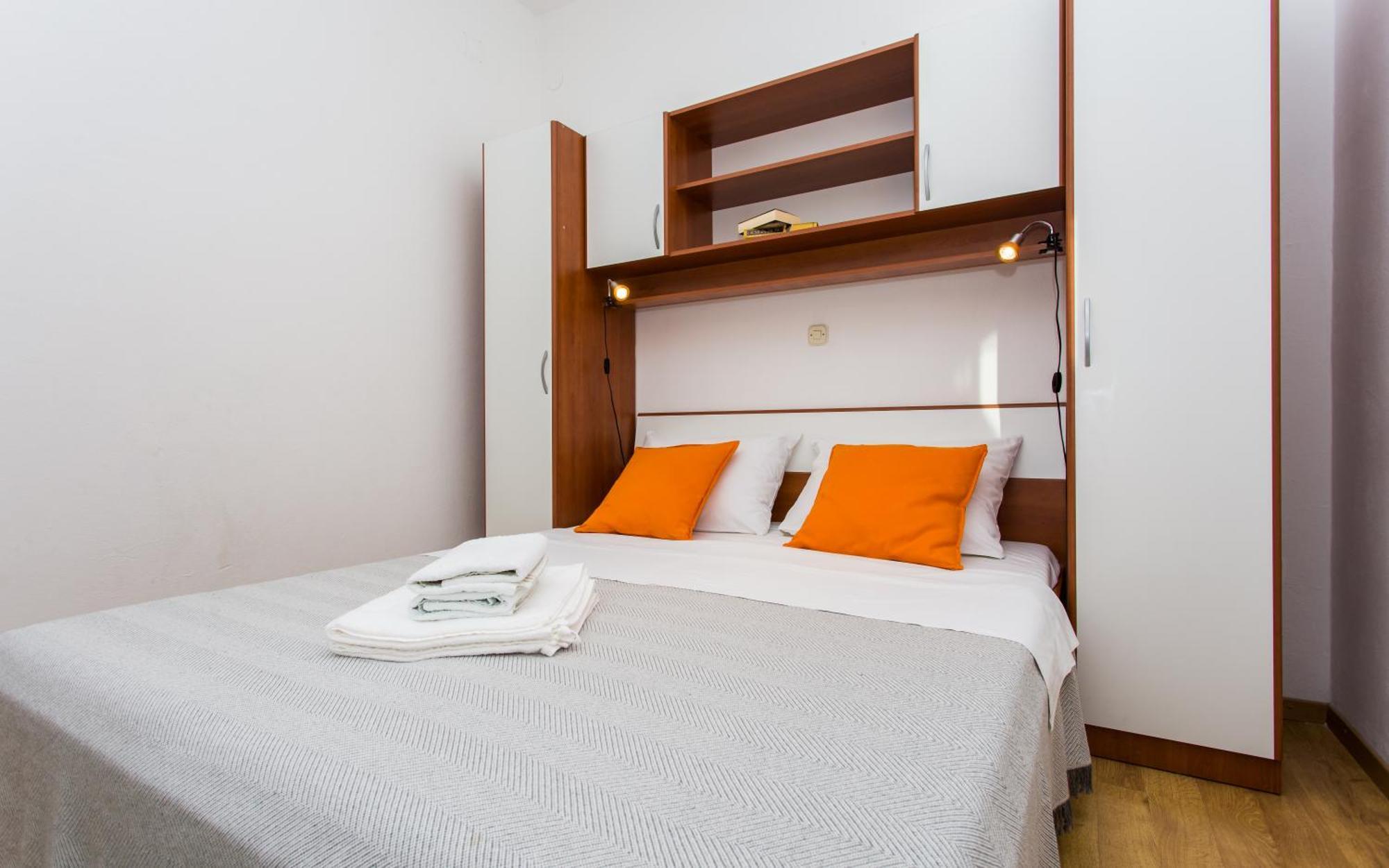 Apartments Luka 3 巴斯卡 外观 照片